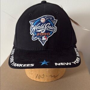 New York Mets & Yankees MLB Black 2000 World Series Baseball Cap NWT deadstock